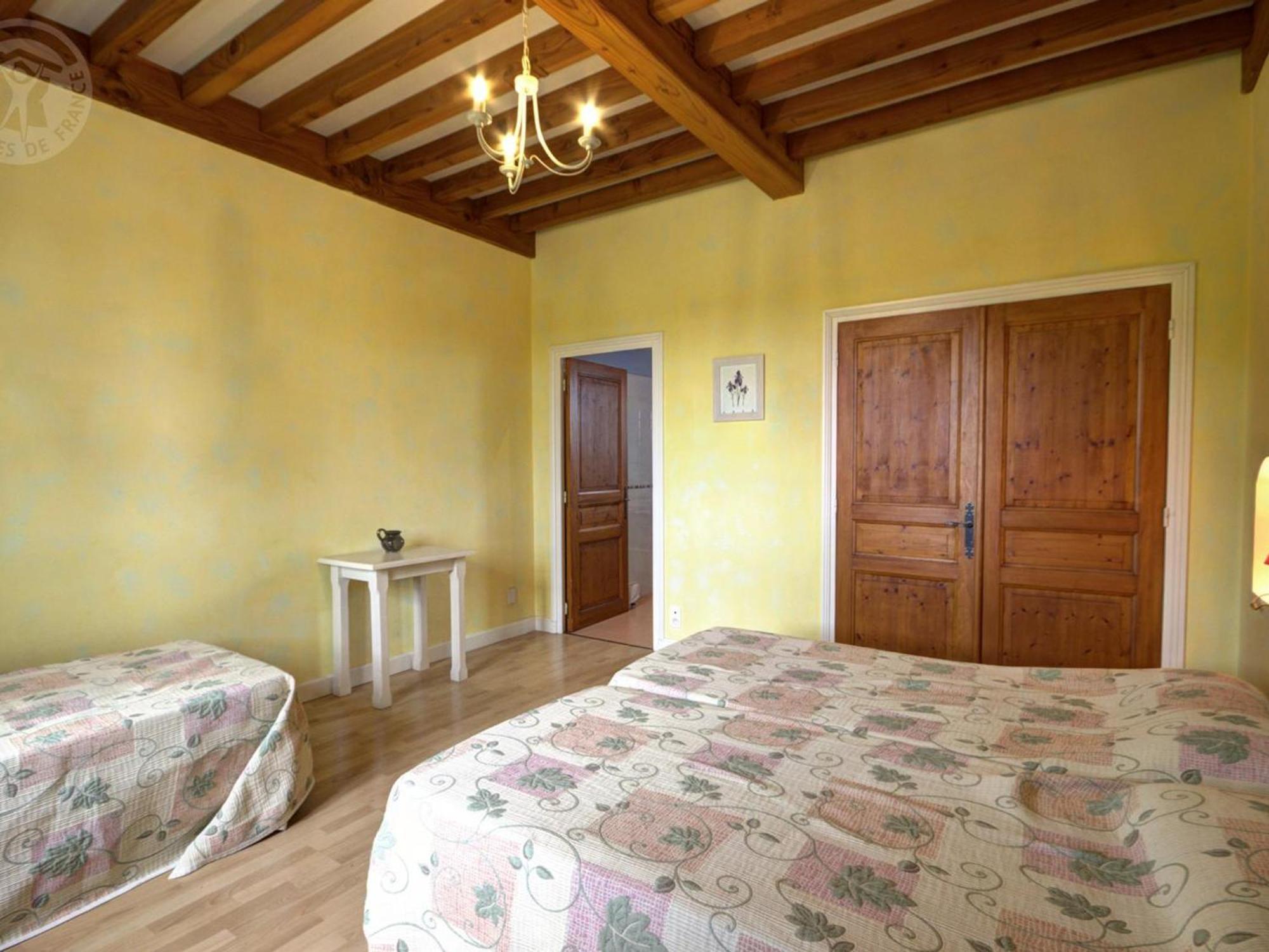 Belle Maison De Campagne Avec Piscine, 4 Chambres, Jardin Et Terrasse Pres De Montbrison - Fr-1-496-48 Chalain-le-Comtal Zewnętrze zdjęcie
