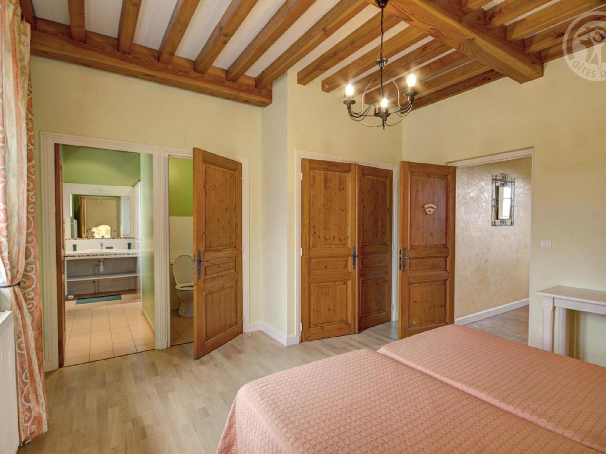 Belle Maison De Campagne Avec Piscine, 4 Chambres, Jardin Et Terrasse Pres De Montbrison - Fr-1-496-48 Chalain-le-Comtal Zewnętrze zdjęcie