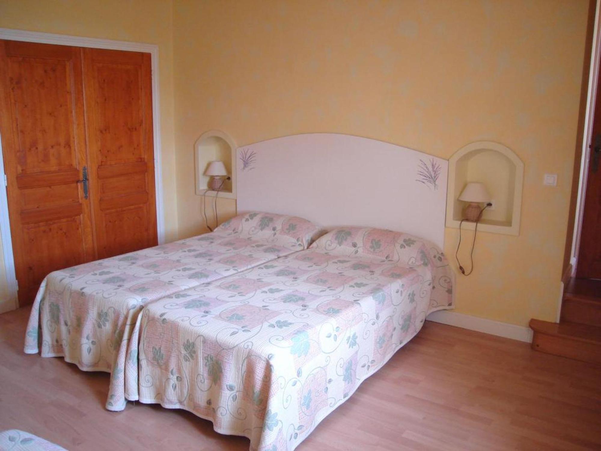 Belle Maison De Campagne Avec Piscine, 4 Chambres, Jardin Et Terrasse Pres De Montbrison - Fr-1-496-48 Chalain-le-Comtal Zewnętrze zdjęcie
