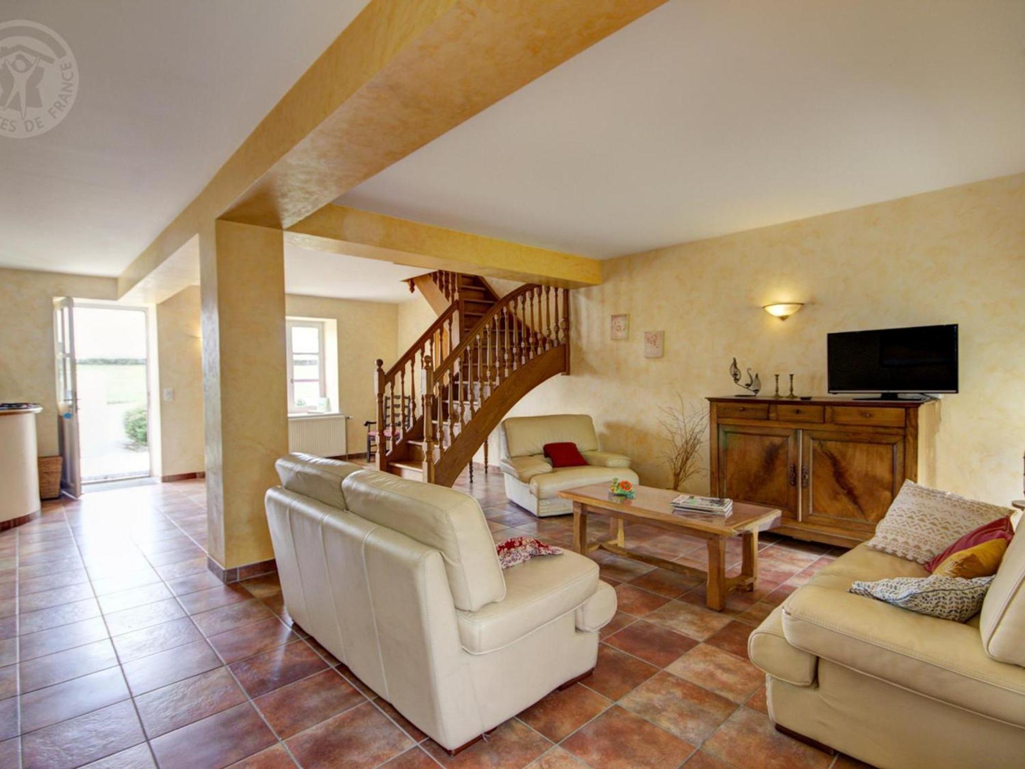Belle Maison De Campagne Avec Piscine, 4 Chambres, Jardin Et Terrasse Pres De Montbrison - Fr-1-496-48 Chalain-le-Comtal Zewnętrze zdjęcie